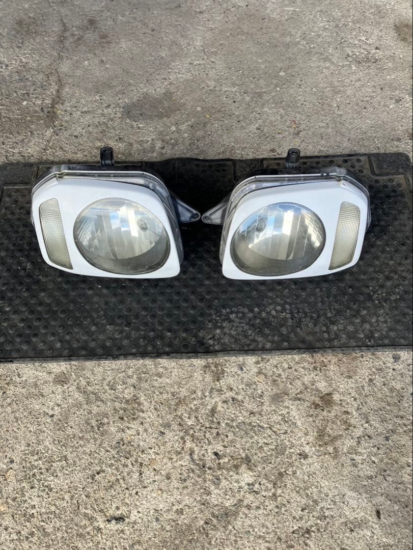 スズキジムニーjb23ヘッドライト