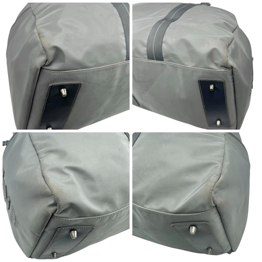 コーチ　ボストンバッグ　チャーム　ロゴ　タグ　グレー　旅行カバン　大容量　大きめ