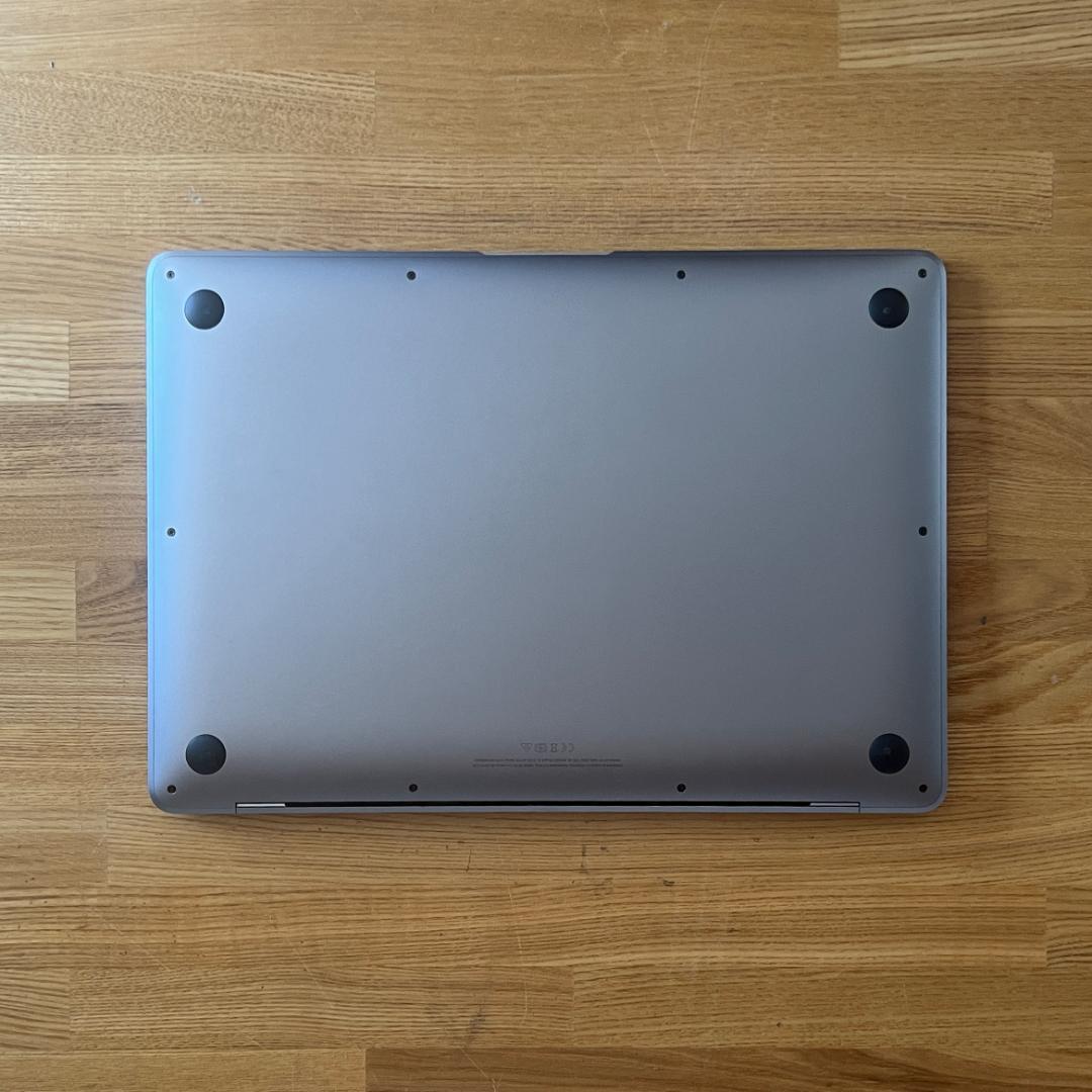 美品 13インチ MacBook Air Corei7 16GB 1TB SSD