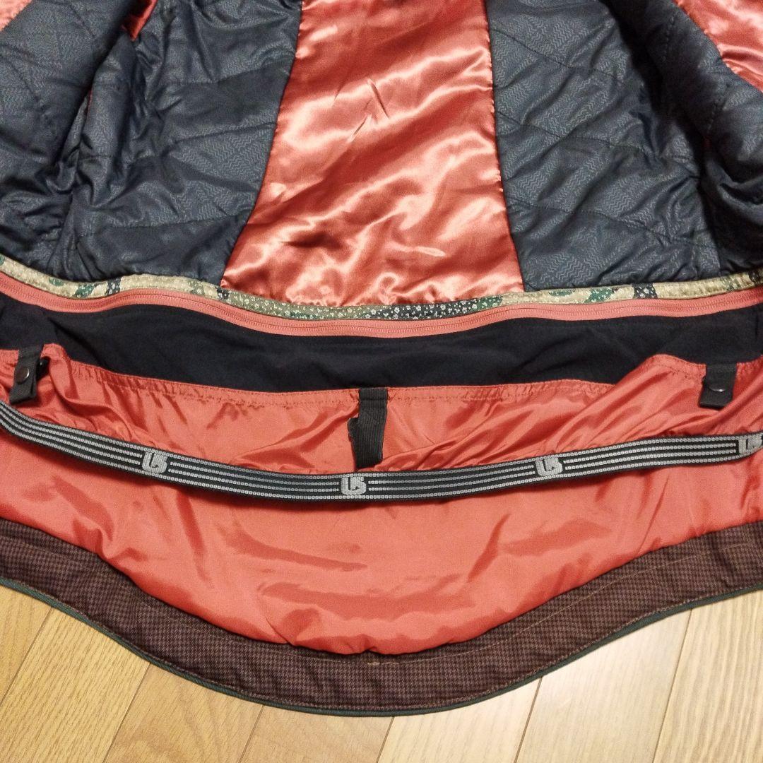 【極美品】バートン　スノボーウェア　ジャケット　M　レディース