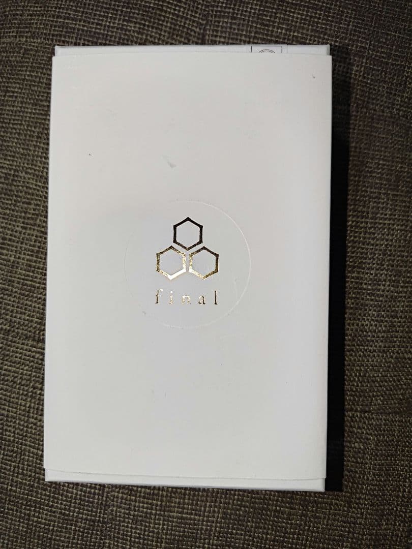 イヤホン Final A8000