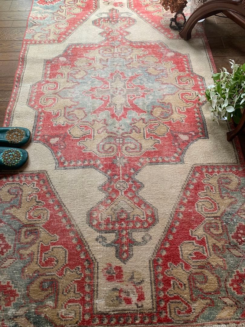 リリー　プロフ必読^ - ^様　アヴァノスラグ　トルコヴィンテージラグ