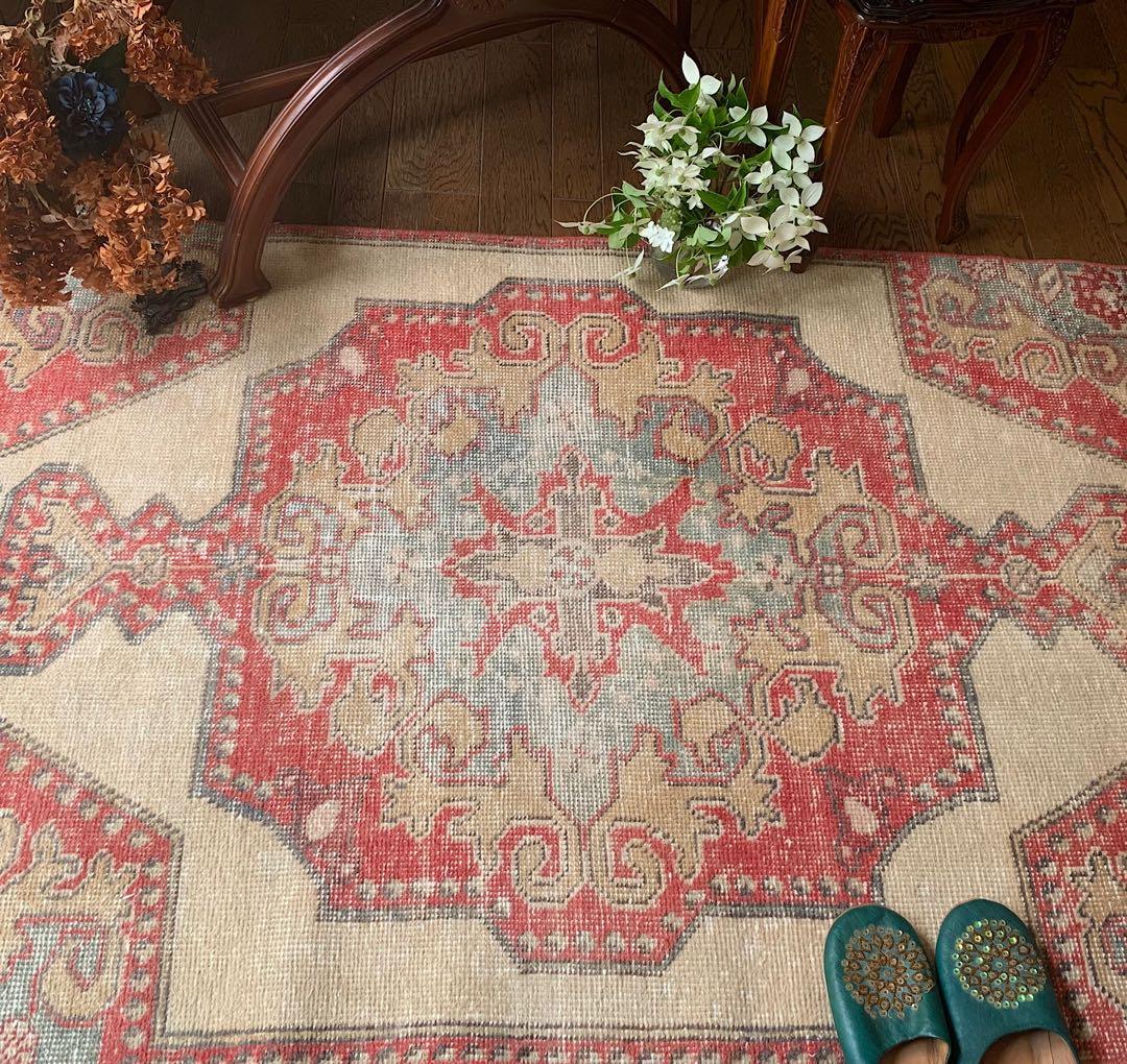 リリー　プロフ必読^ - ^様　アヴァノスラグ　トルコヴィンテージラグ