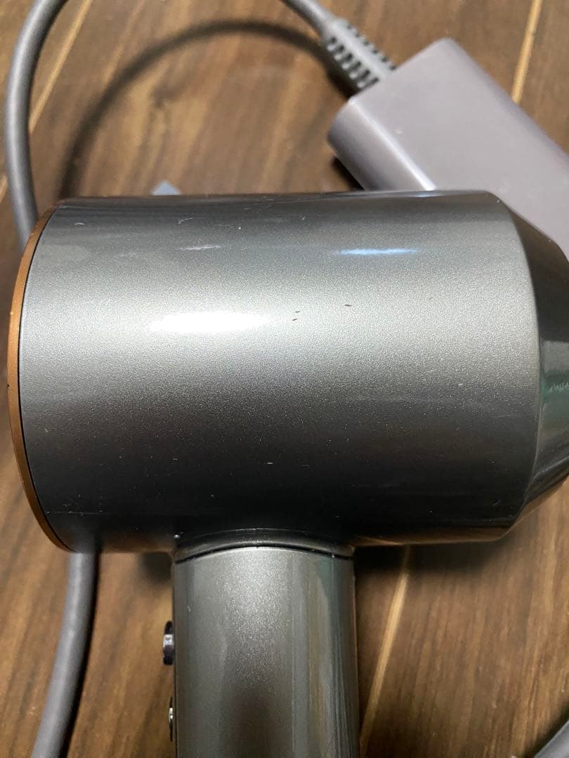 Dyson Supersonic Ionic ヘアドライヤー HD15