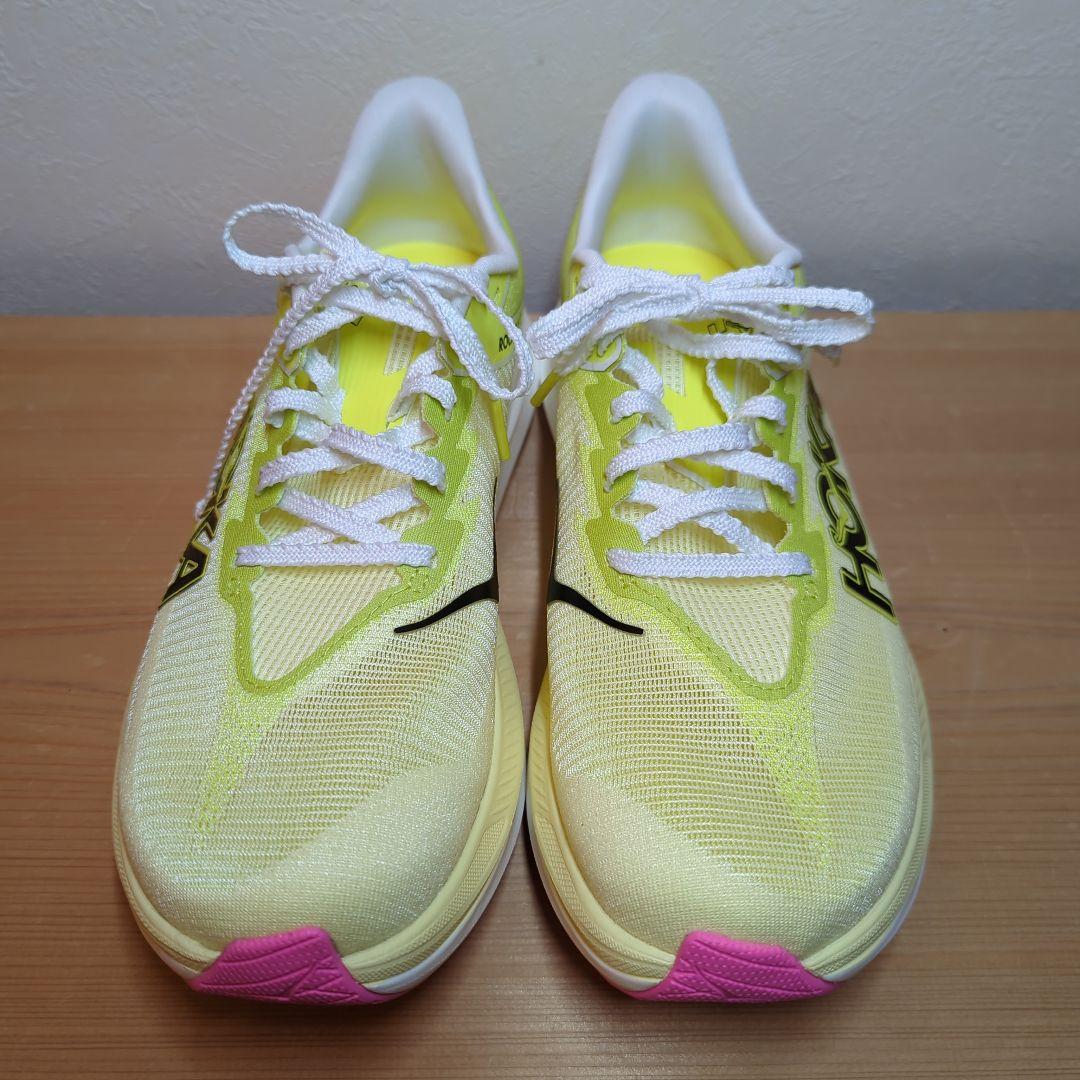 【2月1日迄】HOKA ROCKET X 3　オールジェンダー25.5cm