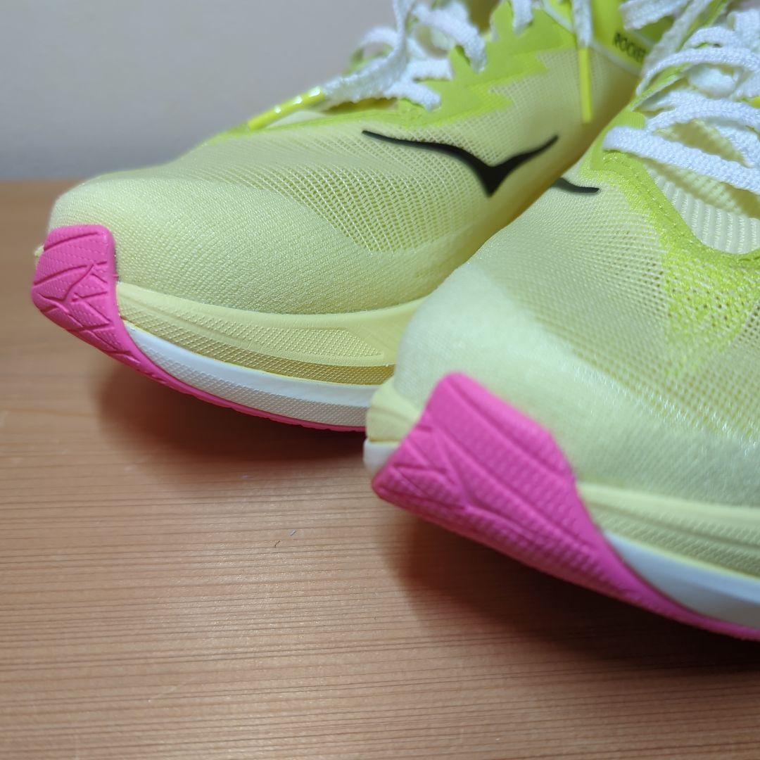 【2月1日迄】HOKA ROCKET X 3　オールジェンダー25.5cm