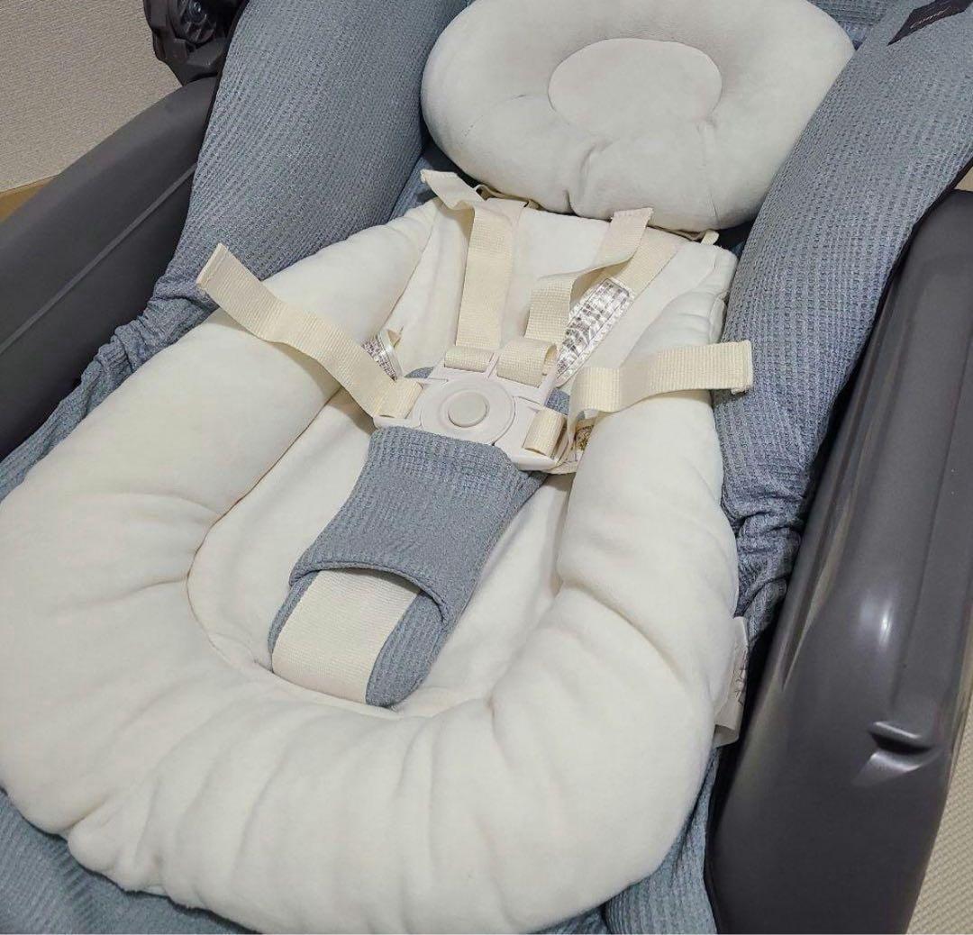 COMBI　電動ハイローチェア　ネムリラ　コードタイプ autoswing