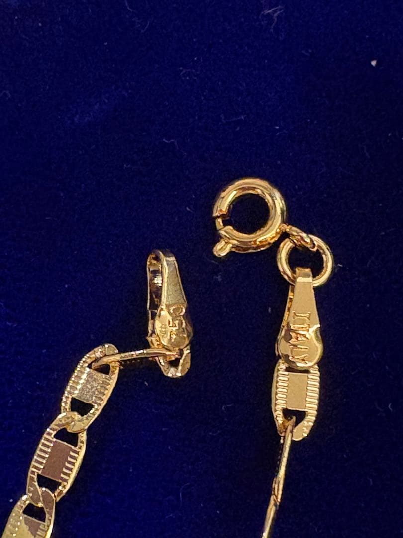 ダ*オ様 遺品生前整理多色ビーズとハート型ペンダントとゴールドネックレまとめ売り