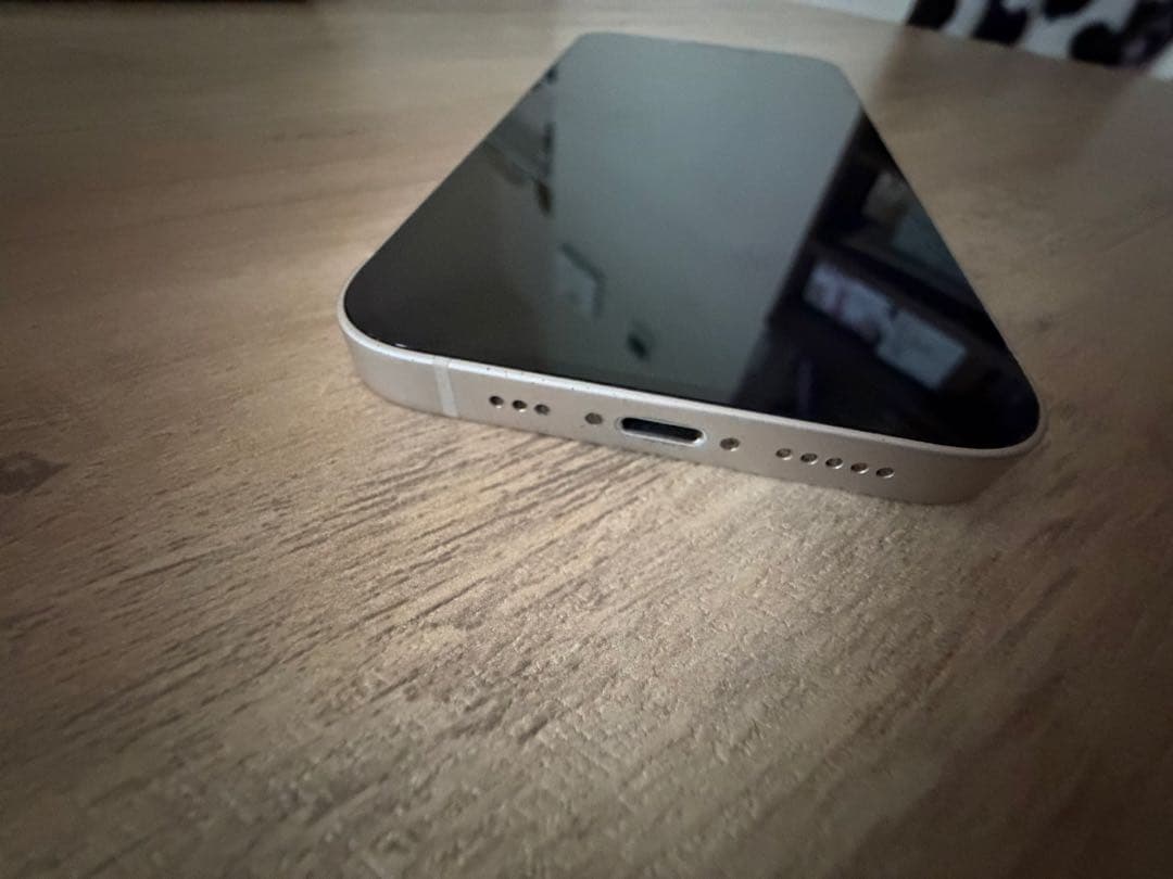 【ジャンク品】Apple iPhone 13 ホワイト 本体