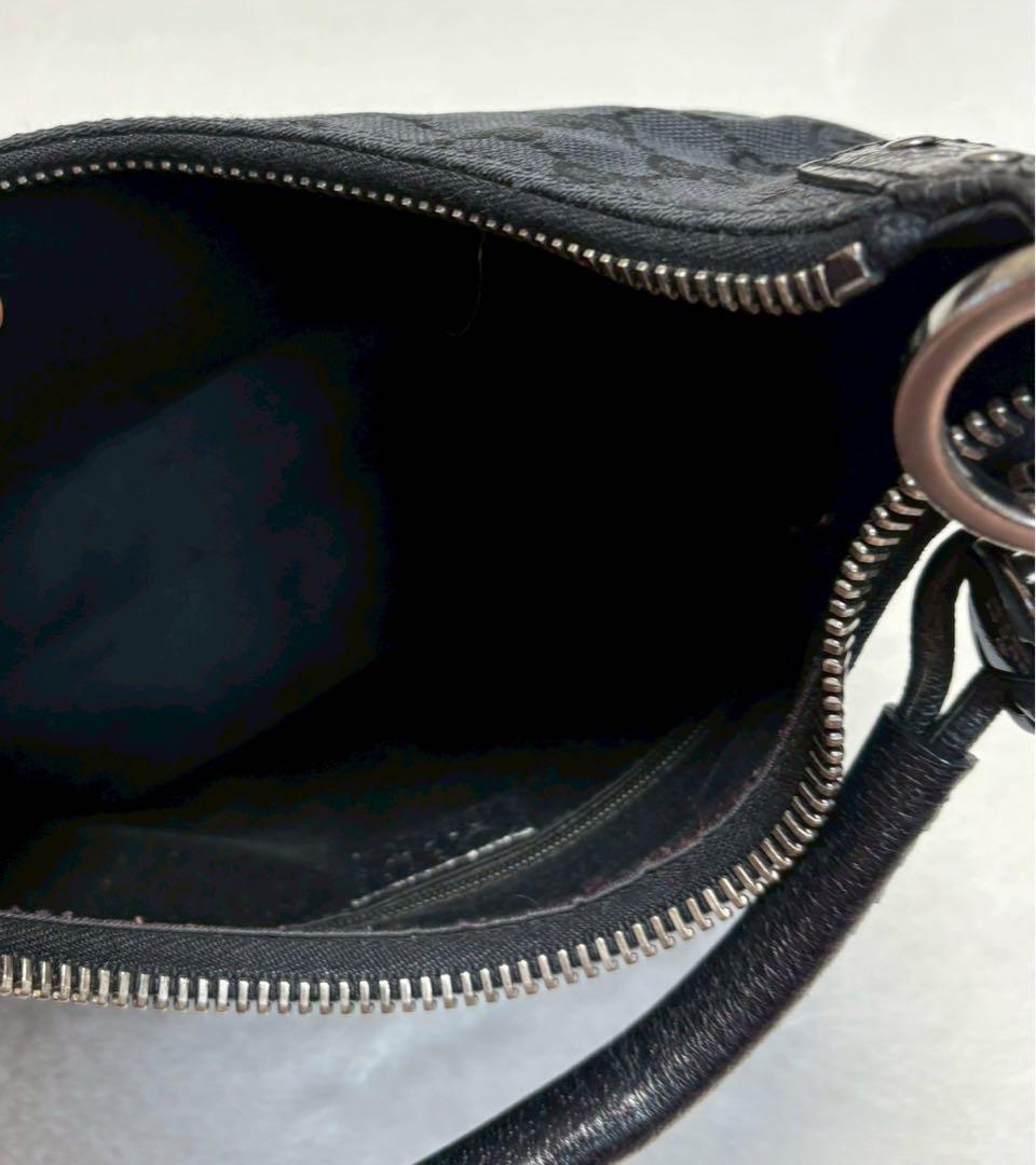 GUCCI グッチ　 ワンショルダーバッグ　バック　gg柄　ブラック　極美品
