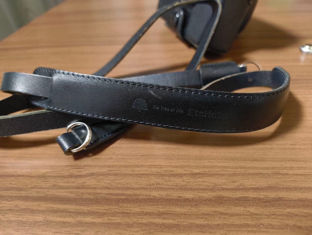 Olympus 35 SP 専用ケース、市販ストラップ、電池スペーサー付き