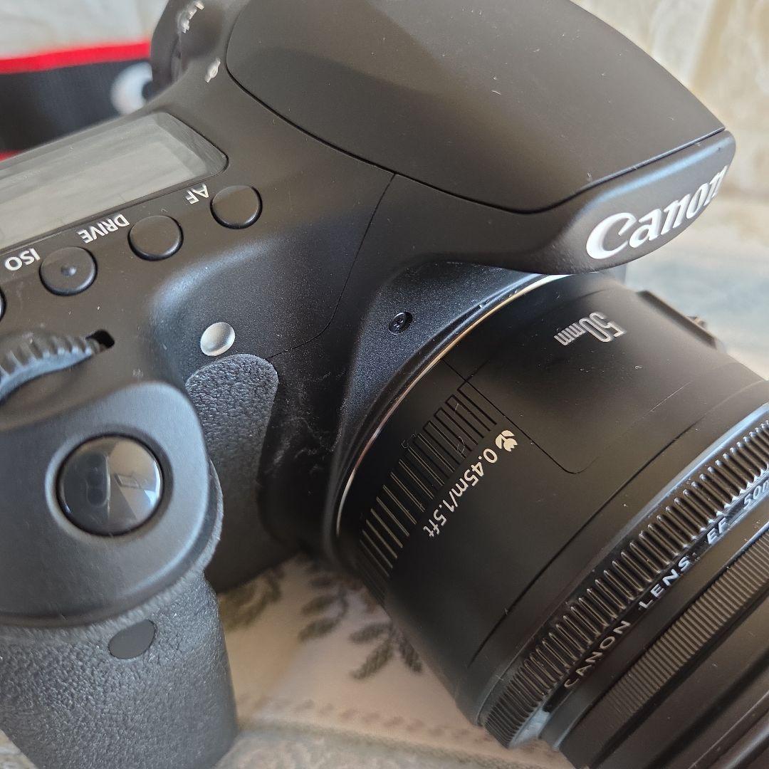 「値下げ中」Canon EOS 60D デジタル一眼レフカメラ