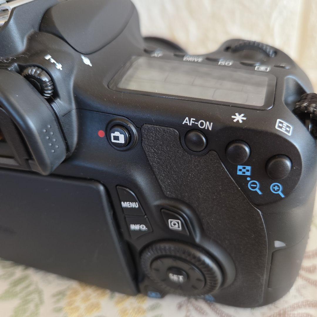 「値下げ中」Canon EOS 60D デジタル一眼レフカメラ