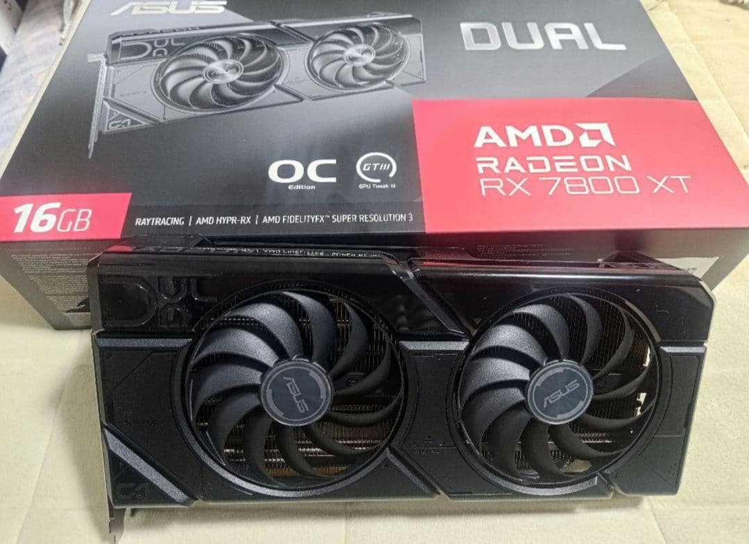 グラフィックボード・グラボ・ビデオカード ASUS Radeon RX 7800 XT 16GB OC