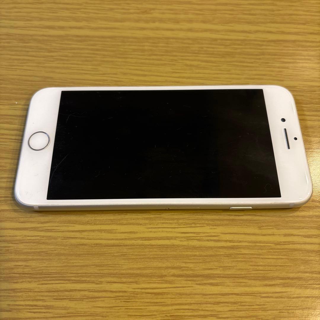 Apple iPhone 8 ホワイト