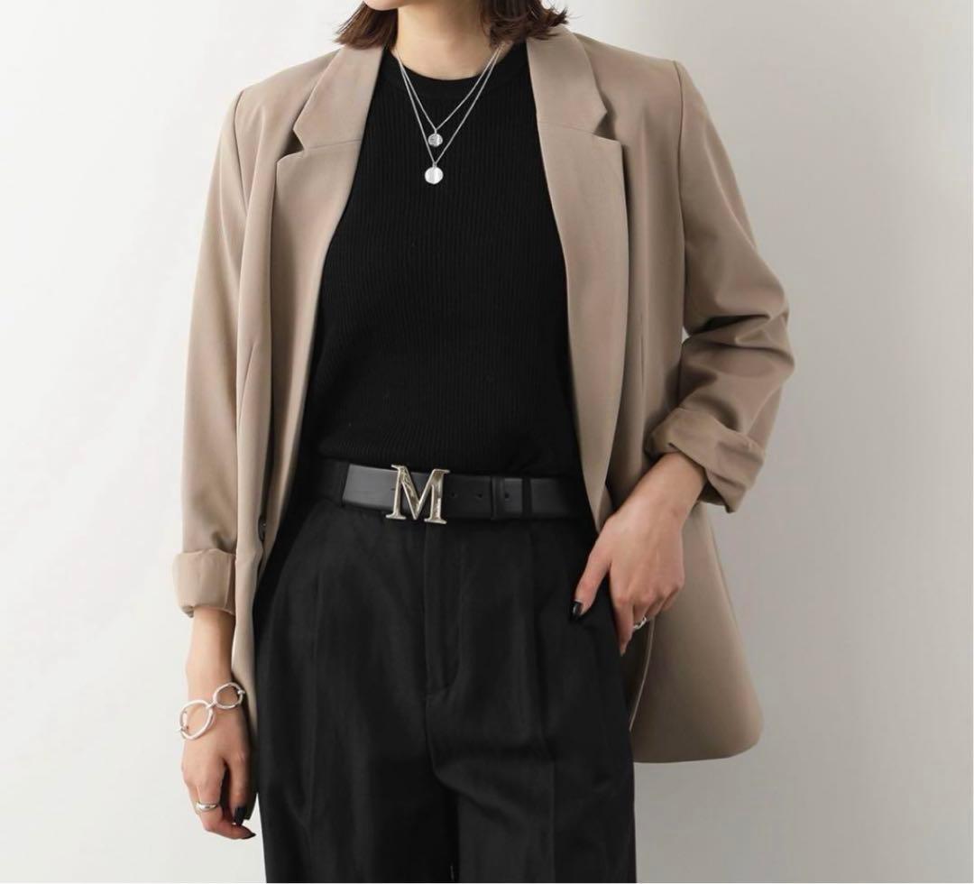 赤字値段【正規品】完売品！MaxMara ブラックレザーベルトS 定価4万弱