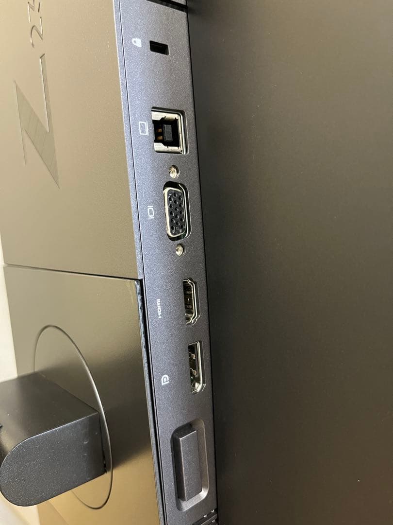 HP Z23n G2 23インチモニター　PS4対応　高さ調整　回転機能