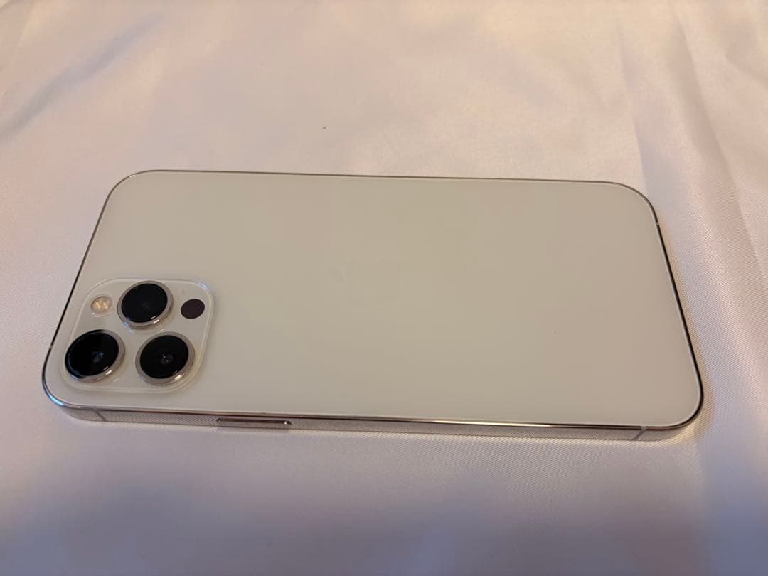 iPhone12 Pro Max 512G シルバー