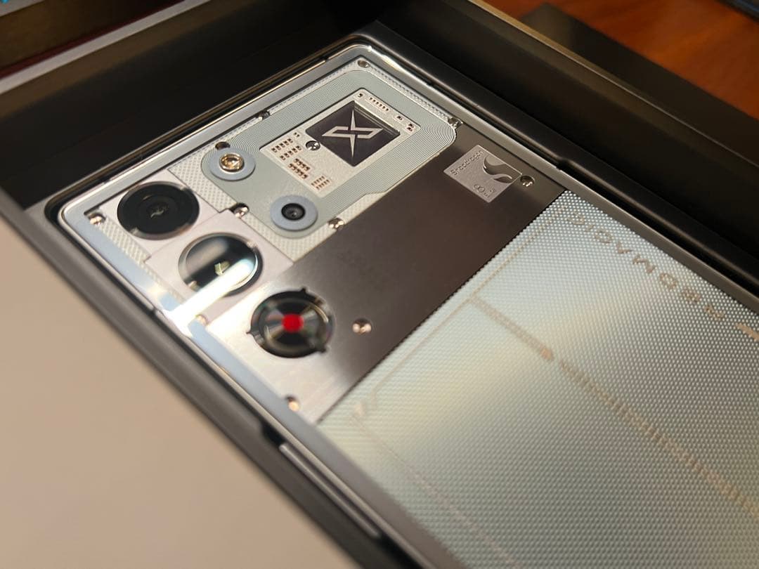 REDMAGIC 10 Pro 16+512GB Moonlight 本体