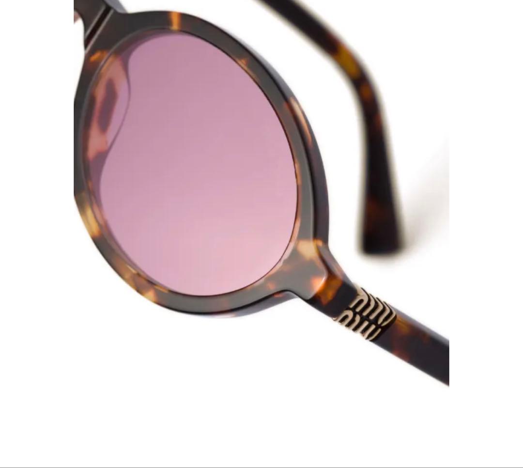 miu miu オーバル型サングラス 紫色レンズ