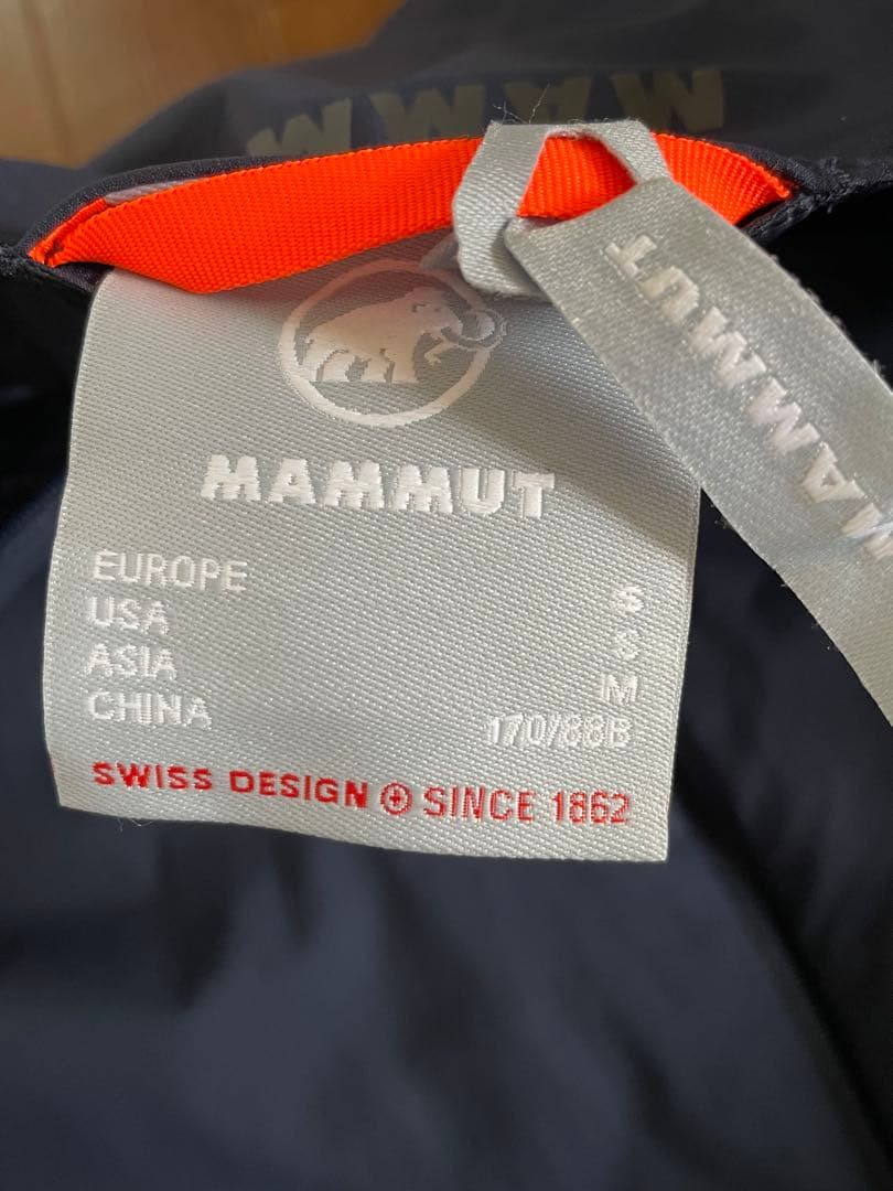 マムート　セオン インサレーション カーディガン アジアンフィットインナーダウン