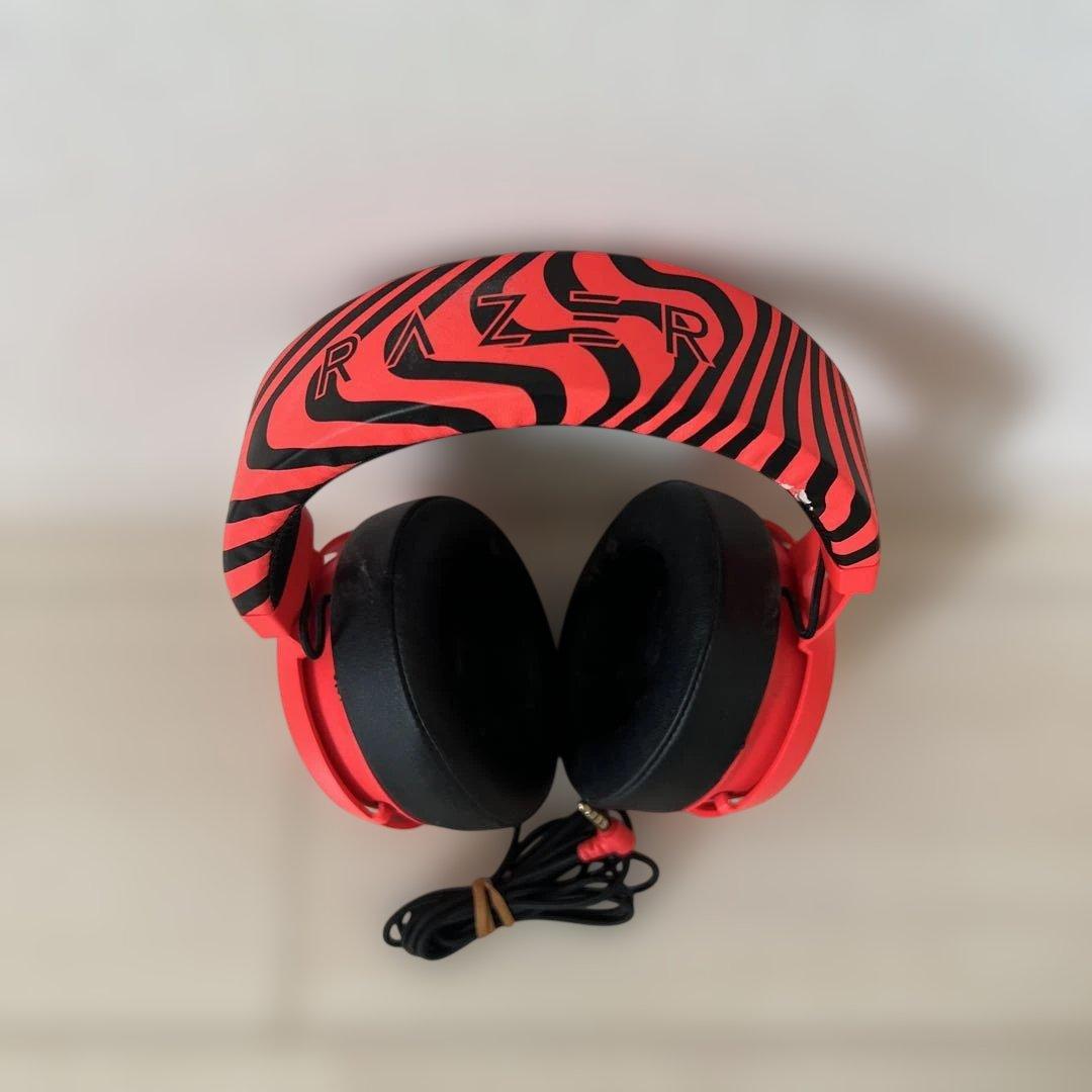 【激レア】Razer Kraken Pro V2 ゲーミングヘッドセット 赤