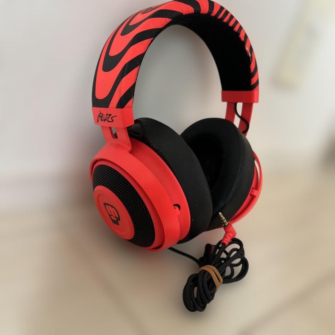 【激レア】Razer Kraken Pro V2 ゲーミングヘッドセット 赤