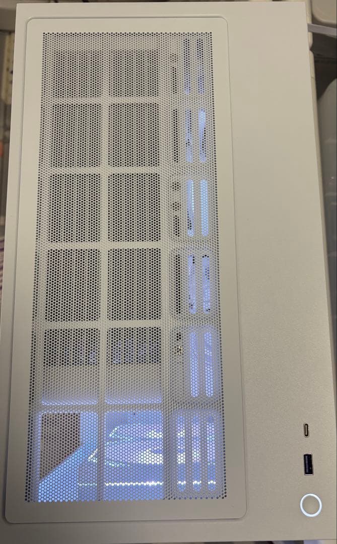 265KF、RTX5060ti16GB搭載、自作デスクトップPC