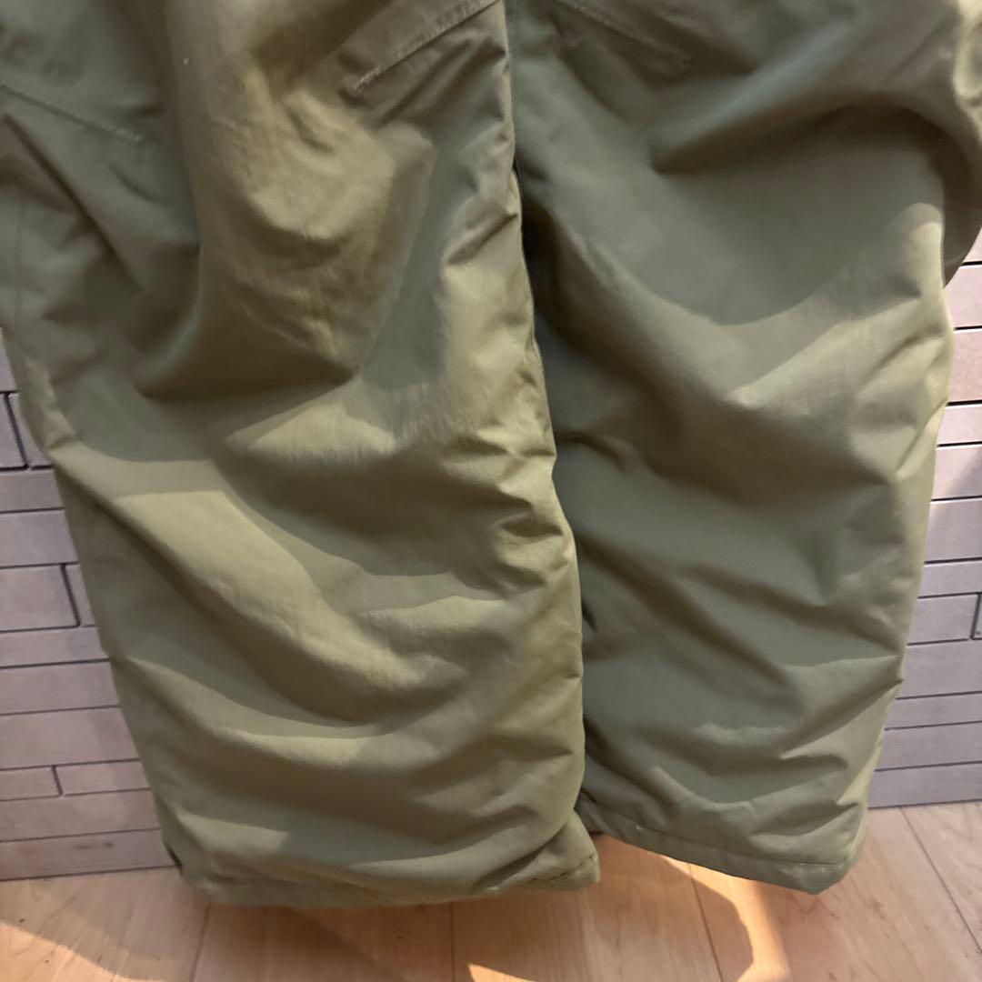 美品　Burton キッズ　ビブパンツ　Mサイズ　140