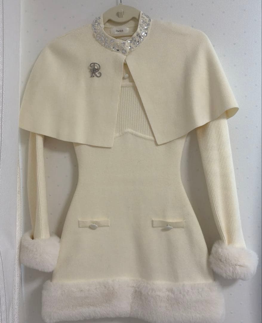 ダーリッチ ビジューケープニットミニワンピース