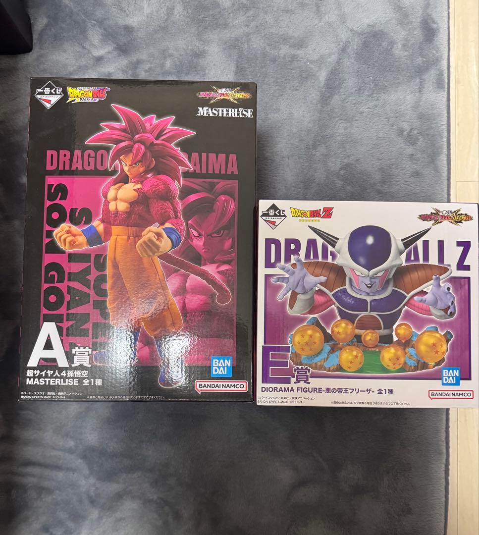 悟空4＋フリーザフィギア2点セット＋おまけ付き