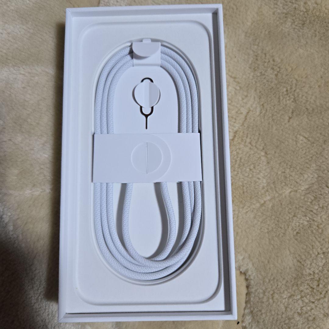 iPhone 16e 128GB ブラック