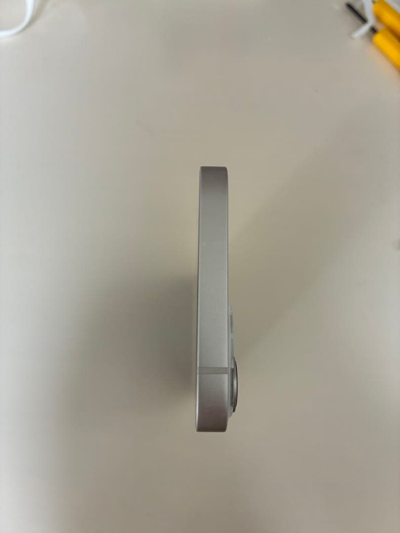 iPhone13 128GB スターライト