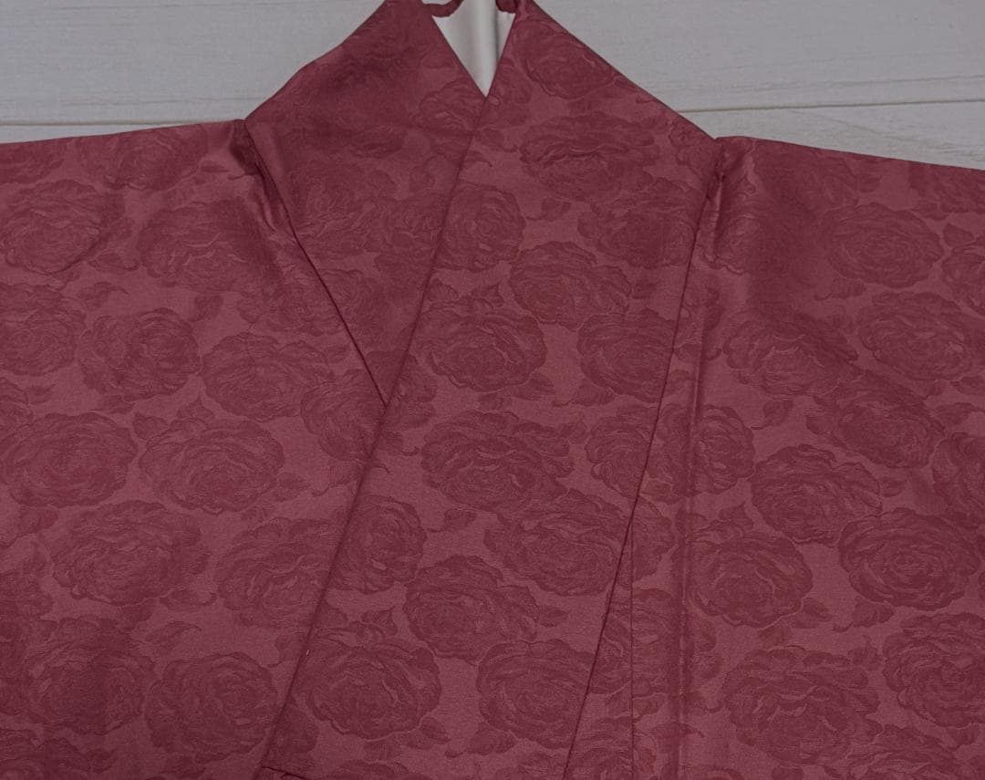 専用　京都小泉　ゴブラン刺繍薔薇柄着物　ローズ系　身丈１６６裄丈６８.５