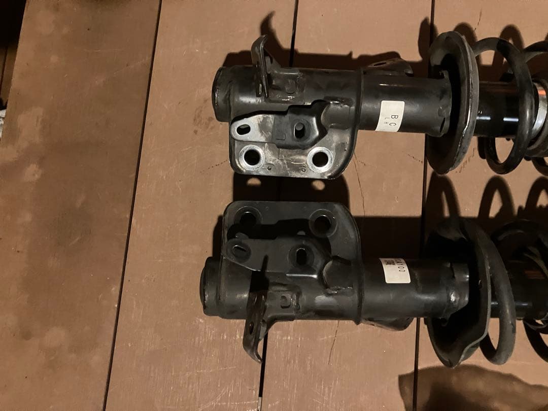 #最終値下げ！86ZN6純正アプライドDサスペンションキット一式前期