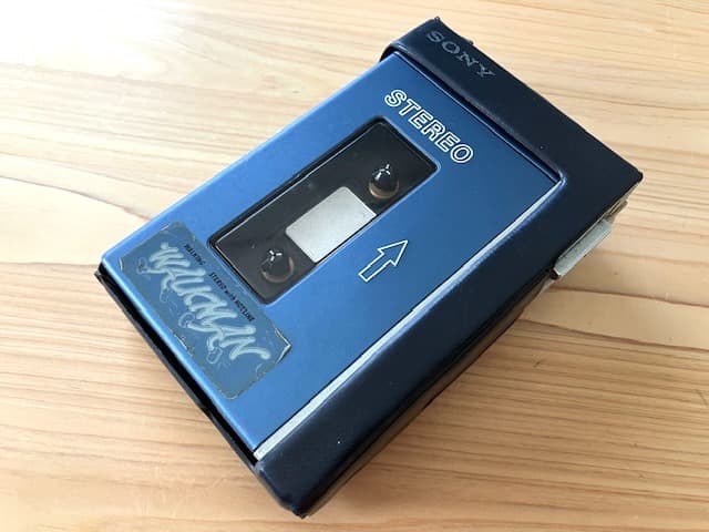 超希少品 高音質 整備済完全動作品 SONY TPS-L2 新品ヘッドホン付