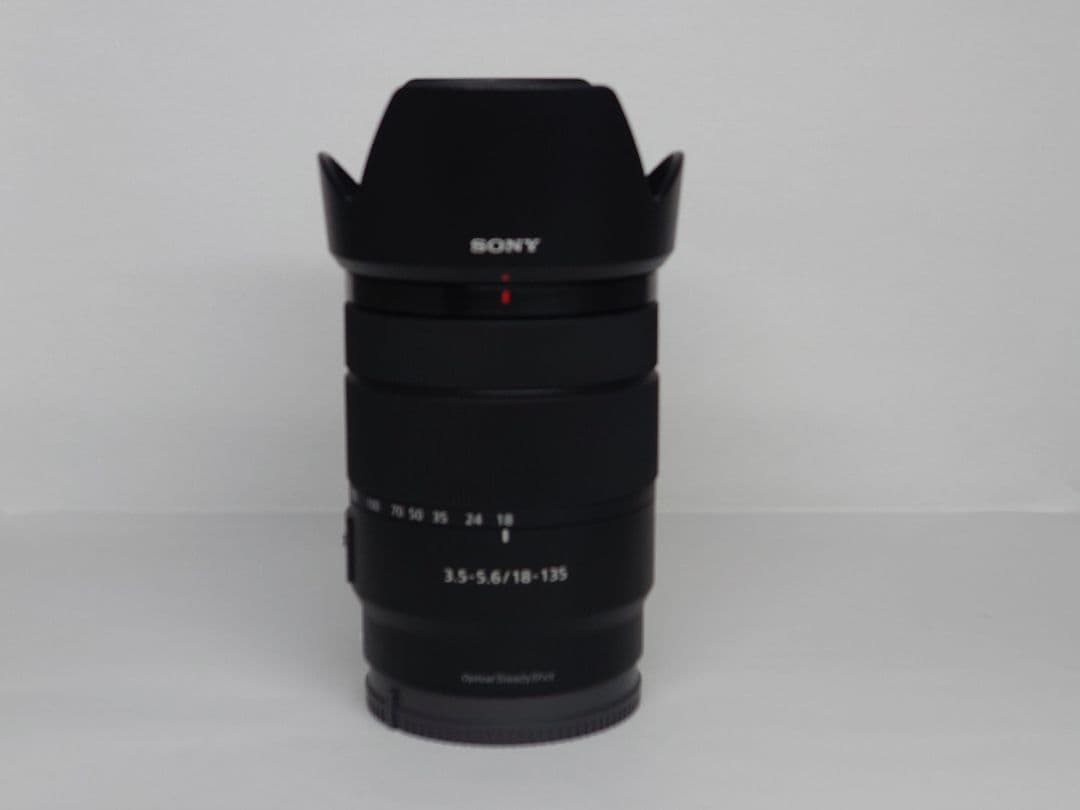 SONY α6400 ミラーレス一眼　18-135mm 高倍率ズームキット