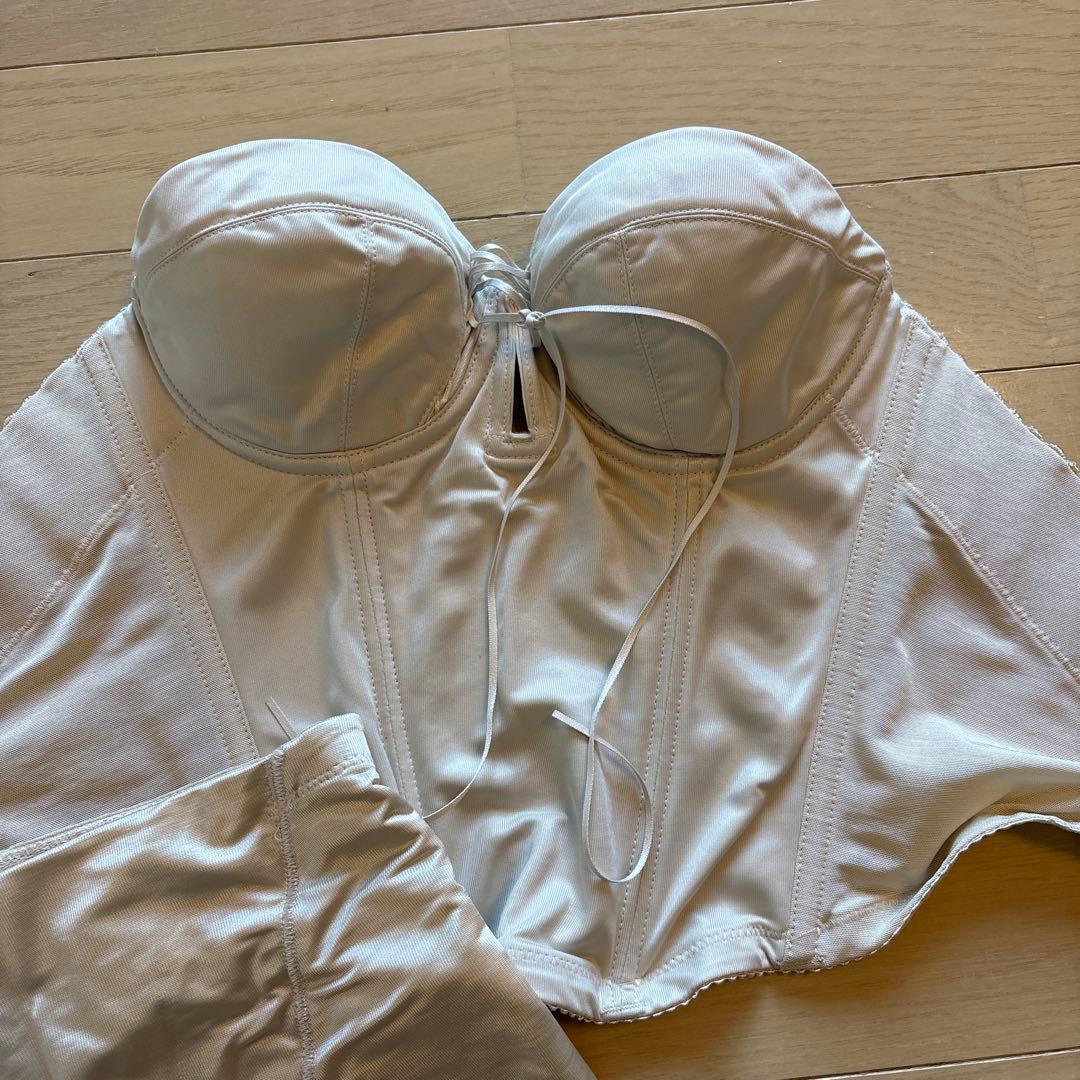 BRIDAL BEAUTE ブライダルインナー シャンパンベージュ