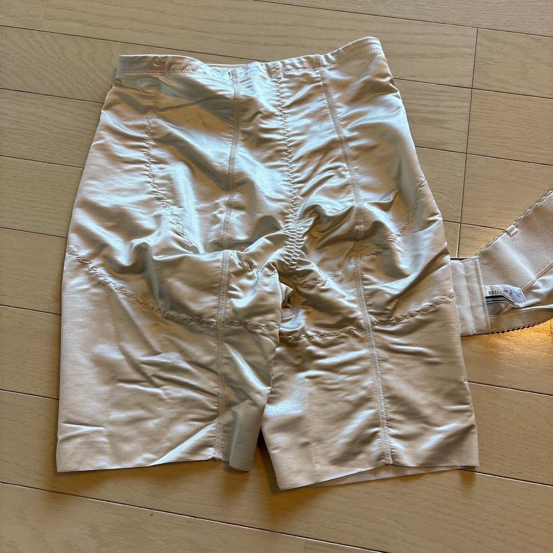 BRIDAL BEAUTE ブライダルインナー シャンパンベージュ