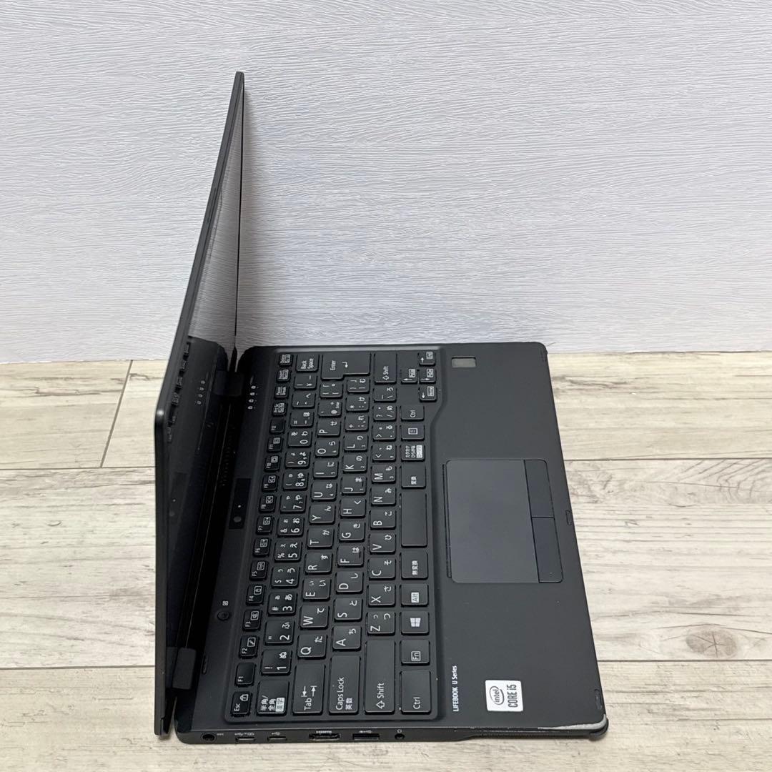 超軽量877g 2in1 富士通 第10世代i5/8GB/SSD Win11