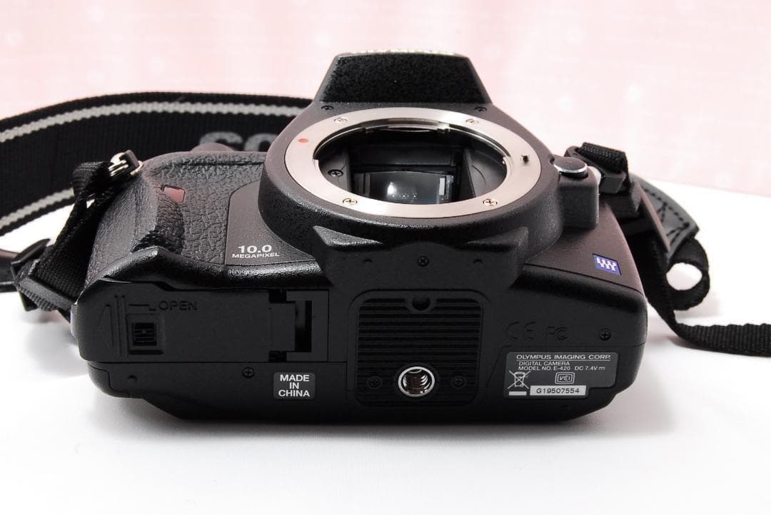 〓デジタル一眼レフカメラ〓オリンパス OLYMPUS E-420
