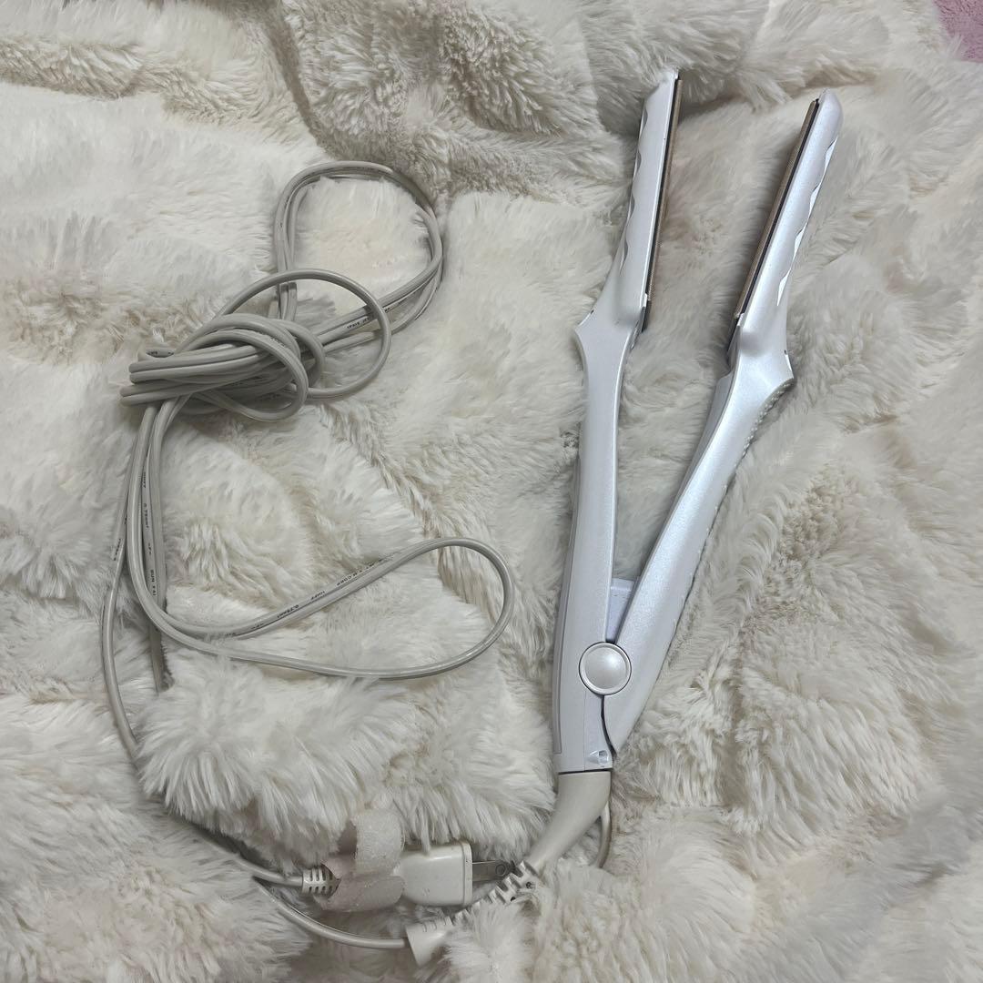 キヌジョ　ストレートヘアアイロン