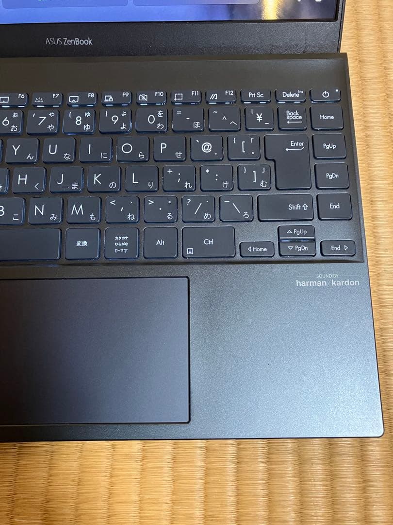 asus zenbook UX325 有機ELパネル　Office付　B.T良好