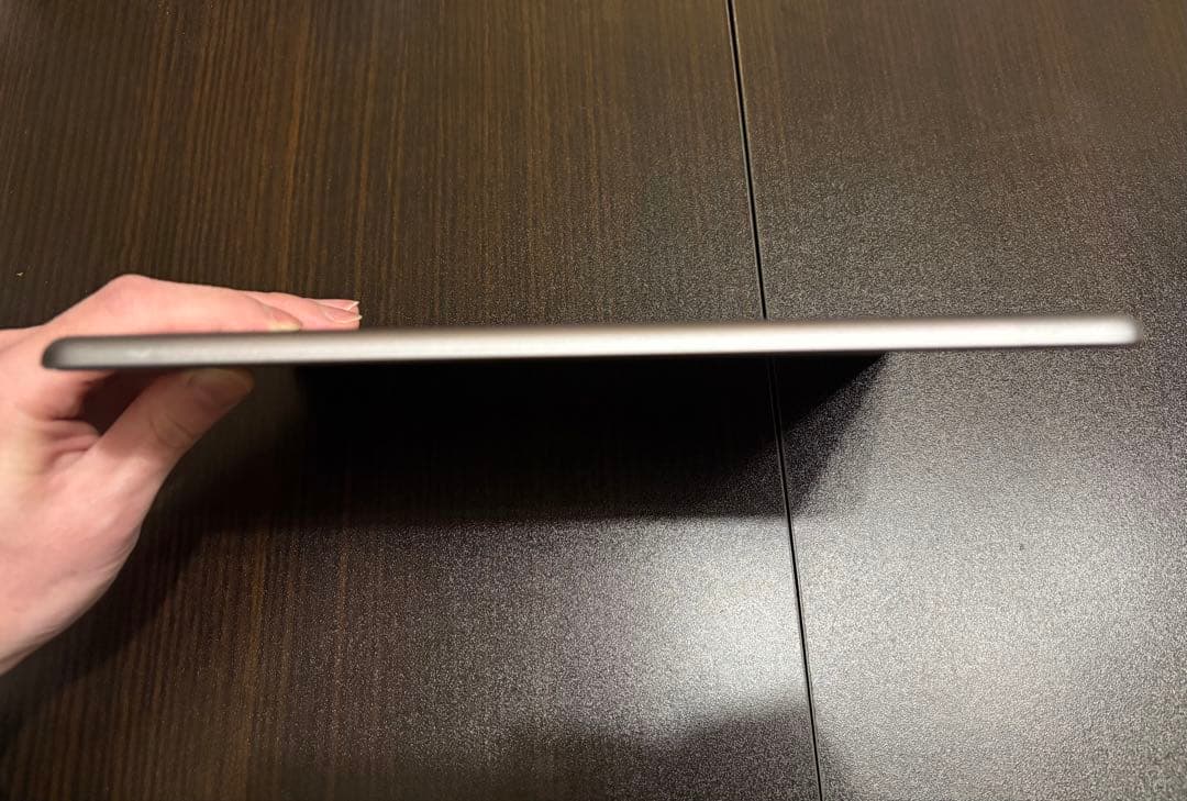 iPad 第6世代 Wi-Fiモデル 32GB スペースグレー 付属品完備