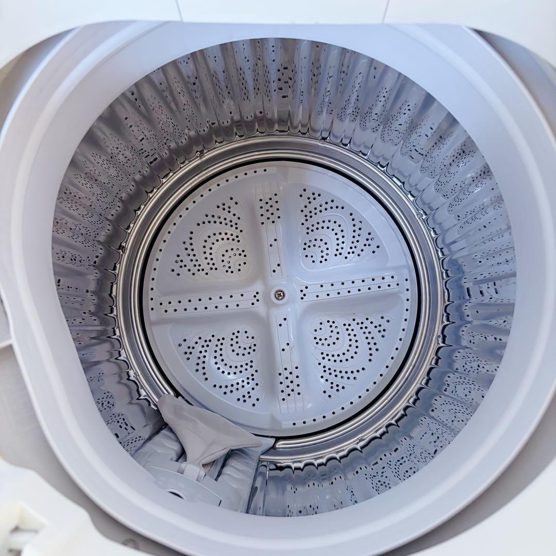 69運搬取付無料！ホワイト純正SHARPシンプル操作穴無し清潔洗濯機！完動超美品