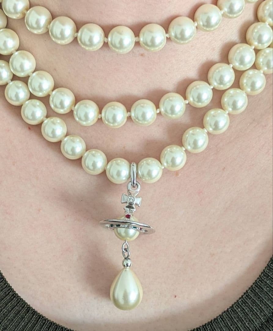 ヴィヴィアンウエストウッド　パール三連チョーカー