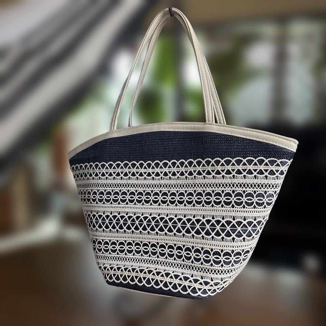 近沢レース　未使用　折りたたみ日傘 カゴバック