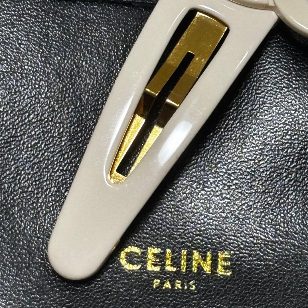 CELINE ラージ スナップ ヘアクリップ