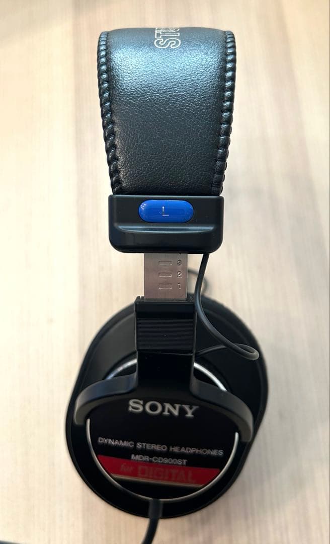 値下げ　SONY MDR-CD900ST 密閉型スタジオモニターヘッドホン
