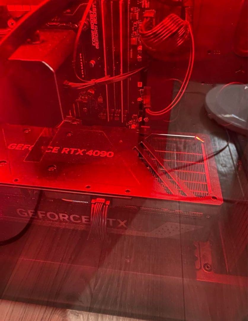 美品・動作良好　GeForce RTX 4090グラフィックボード